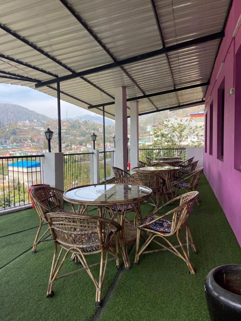 Siddhi Vinayak Hotel And Banquet Bhimtal Exterior photo