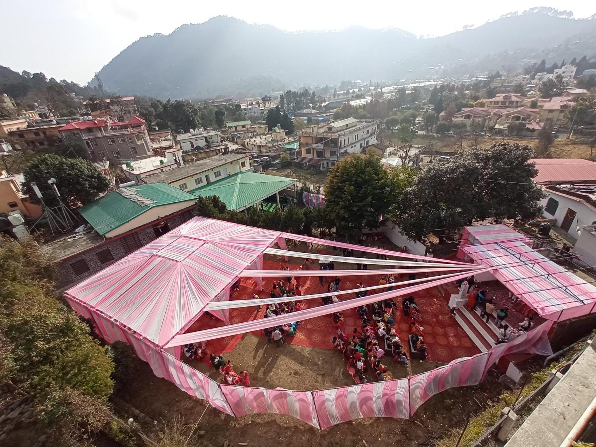 Siddhi Vinayak Hotel And Banquet Bhimtal Exterior photo
