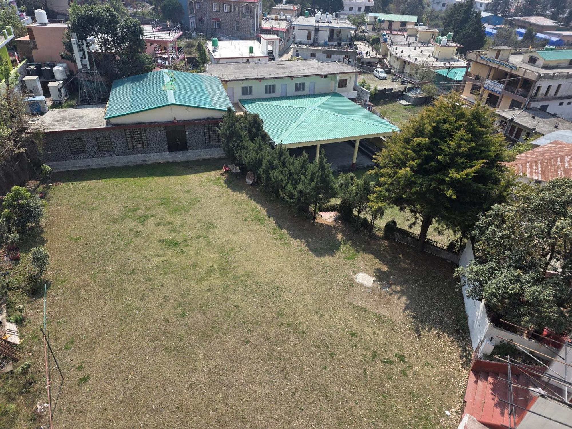 Siddhi Vinayak Hotel And Banquet Bhimtal Exterior photo